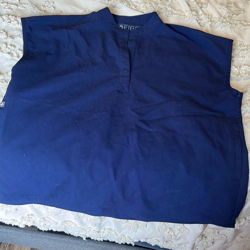 Navy blue figs scrub top
